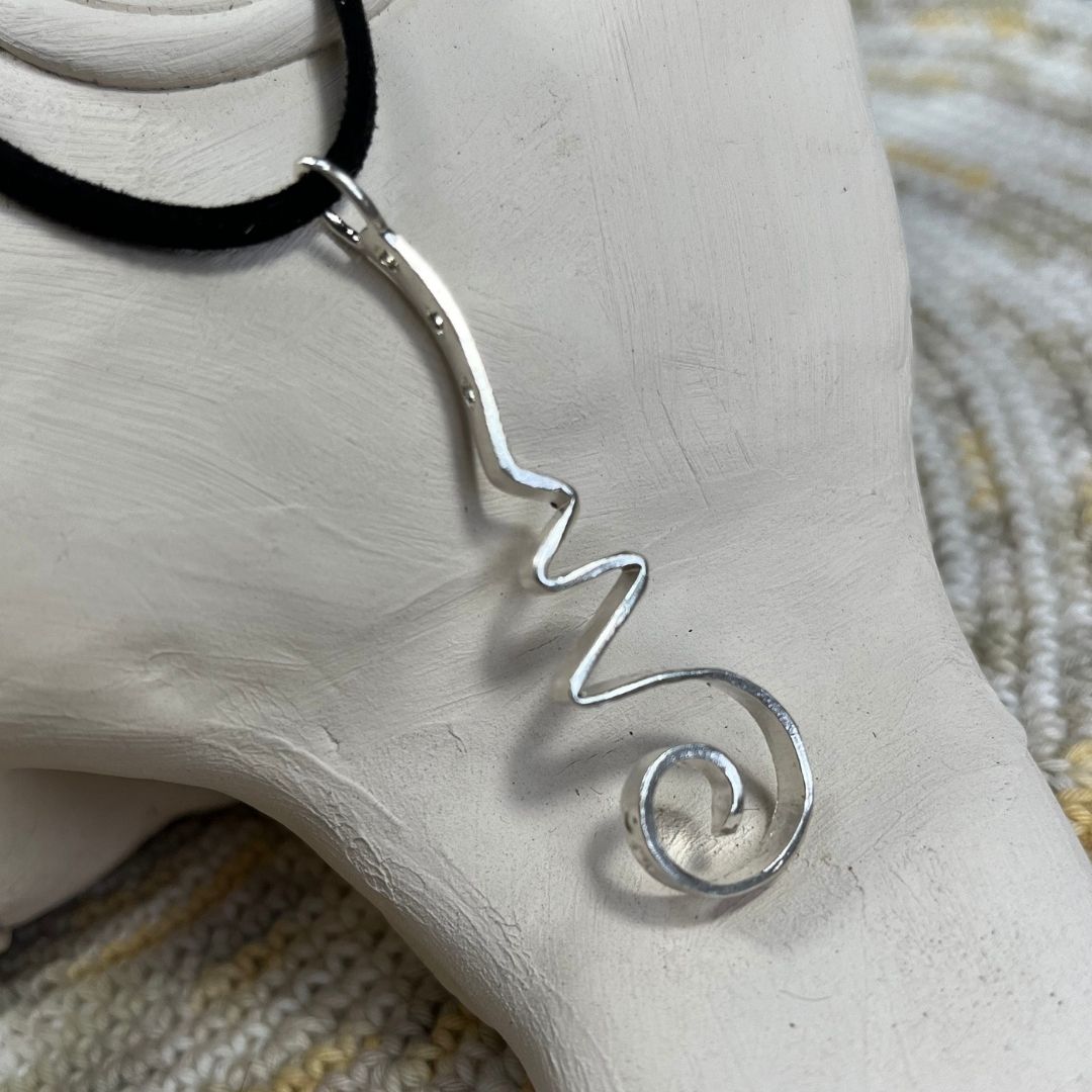 Colgante unalome om namah shivaya plata (7)